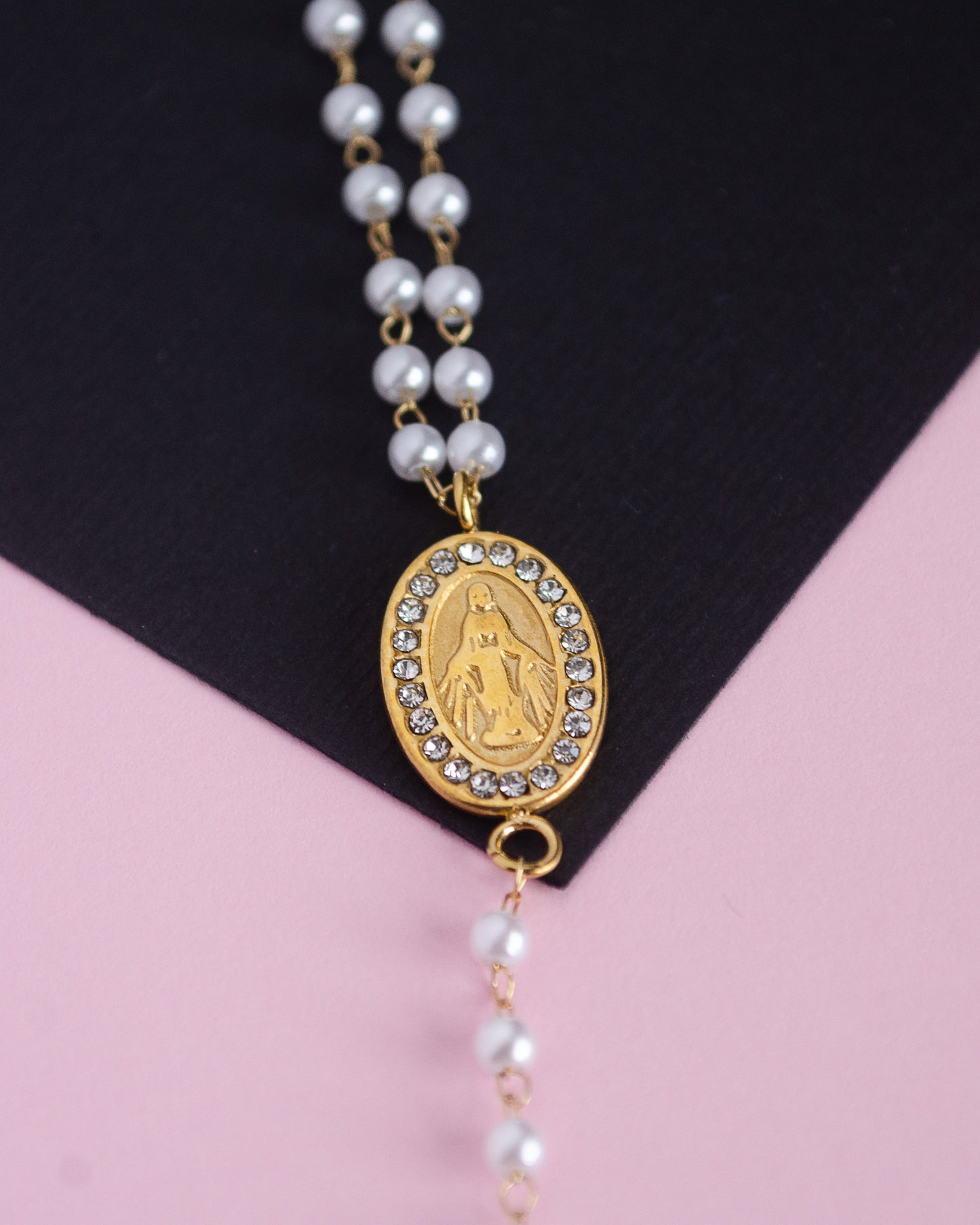 COLLANA DIVINA